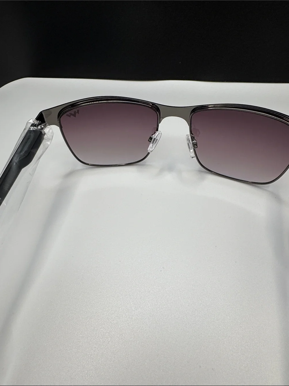 Men's Gray Frame Sunglasses with Gradient Purple Lenses (4-2) UV 400